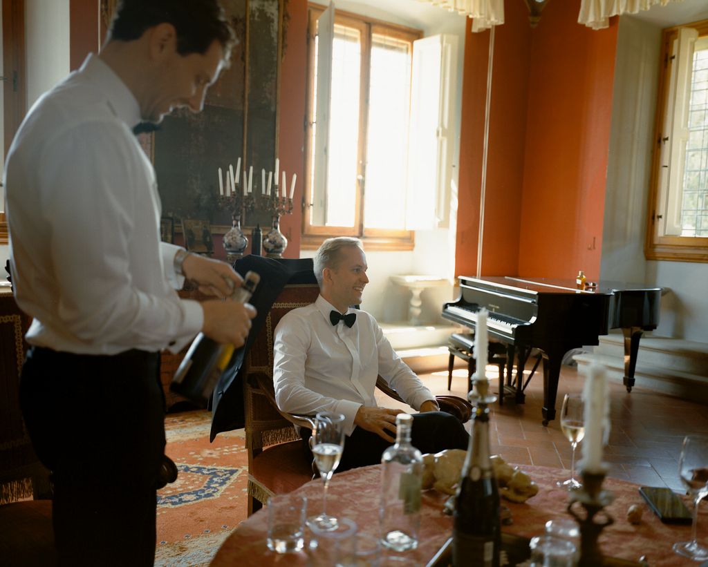 “Rob got ready with his groomsmen in this beautiful salon. We made sure there was plenty of our favourite Louis Roederer...
