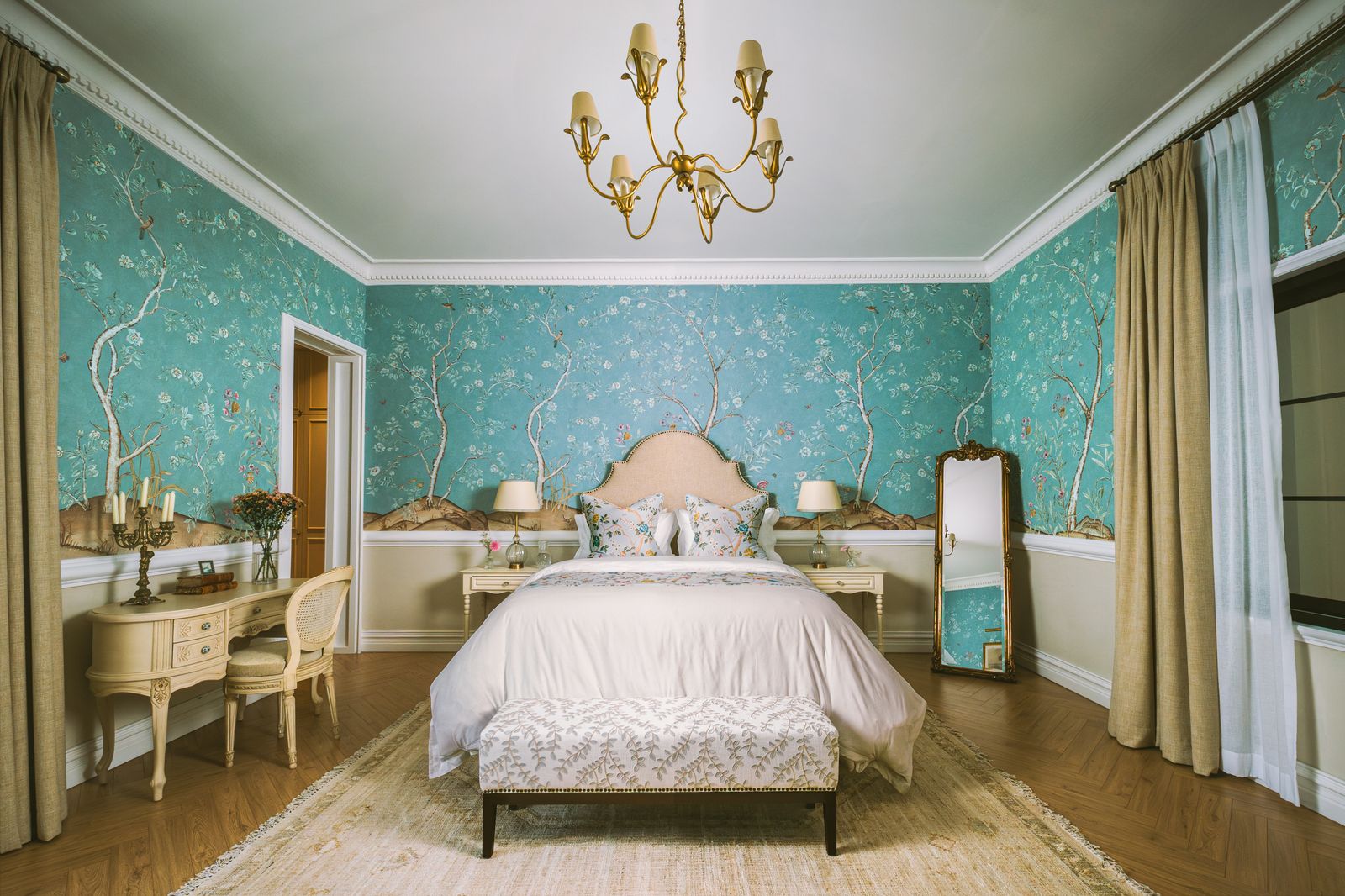 This Beautiful Bahrain Home is Filled with Foliage and Floral Finishings