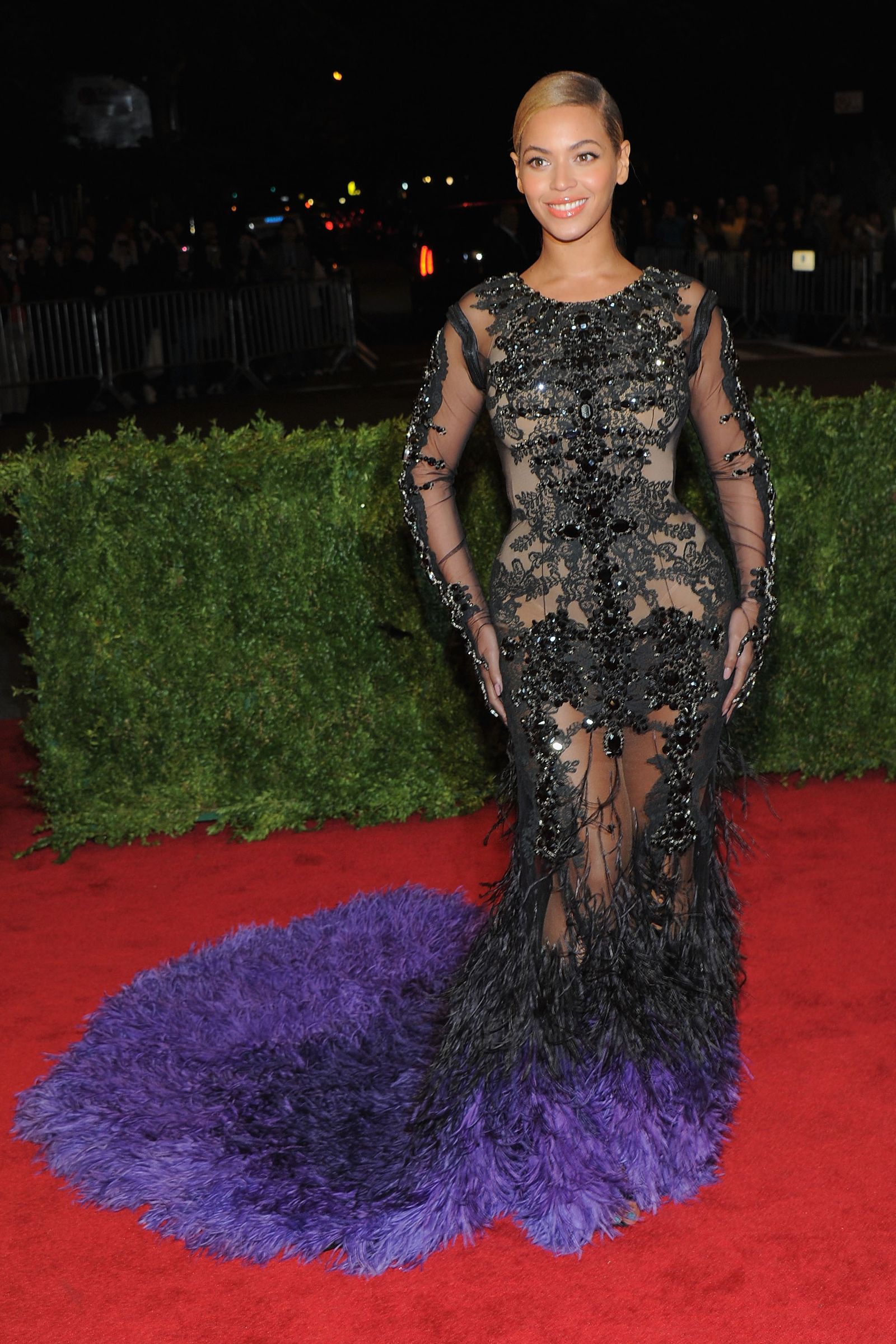 Image may contain Beyonc Fashion Adult Person Clothing Dress Premiere Red Carpet Face and Head
