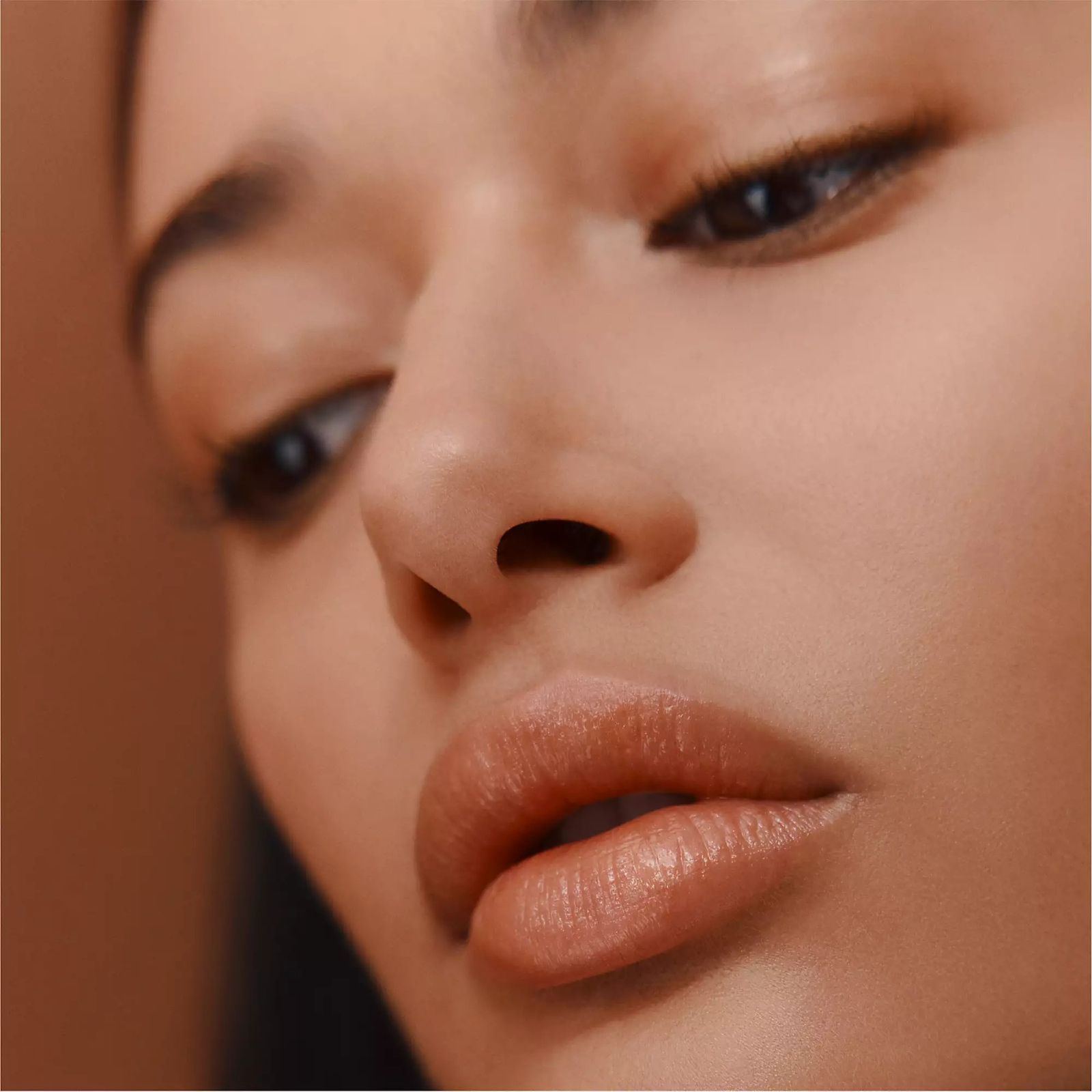 Pearly Lips Are Trending Here's the Formulas to Try